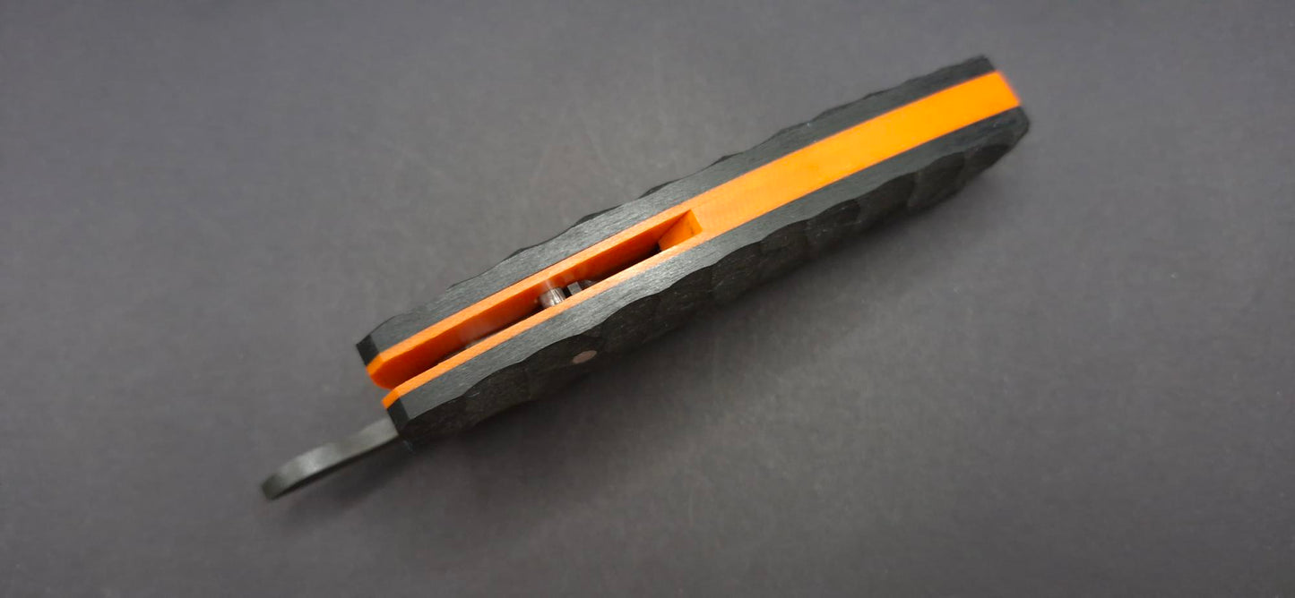 Wharncliff friction folder