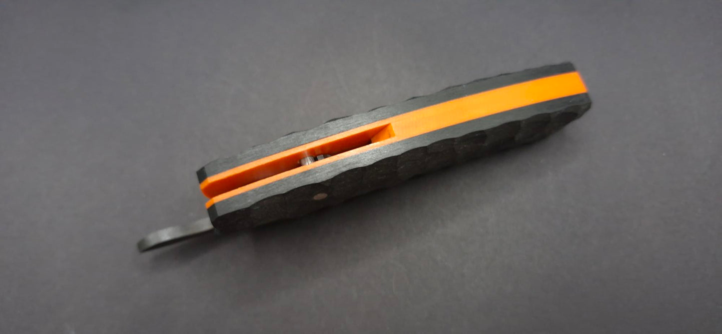 Wharncliff friction folder