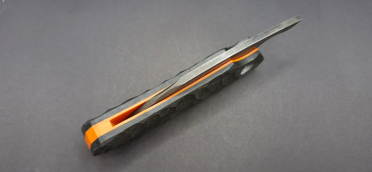 Wharncliff friction folder