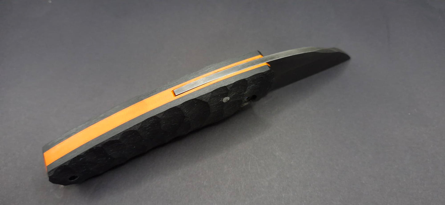 Wharncliff friction folder
