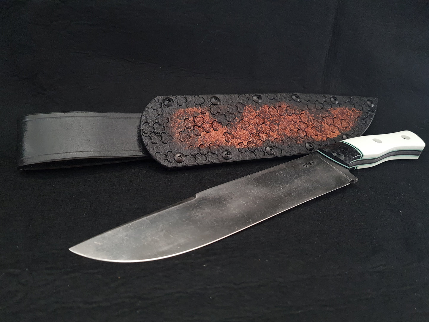 Fixed blade bowie knife