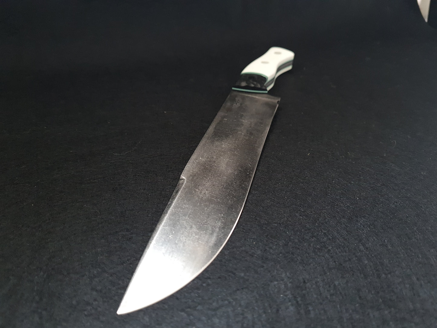 Fixed blade bowie knife