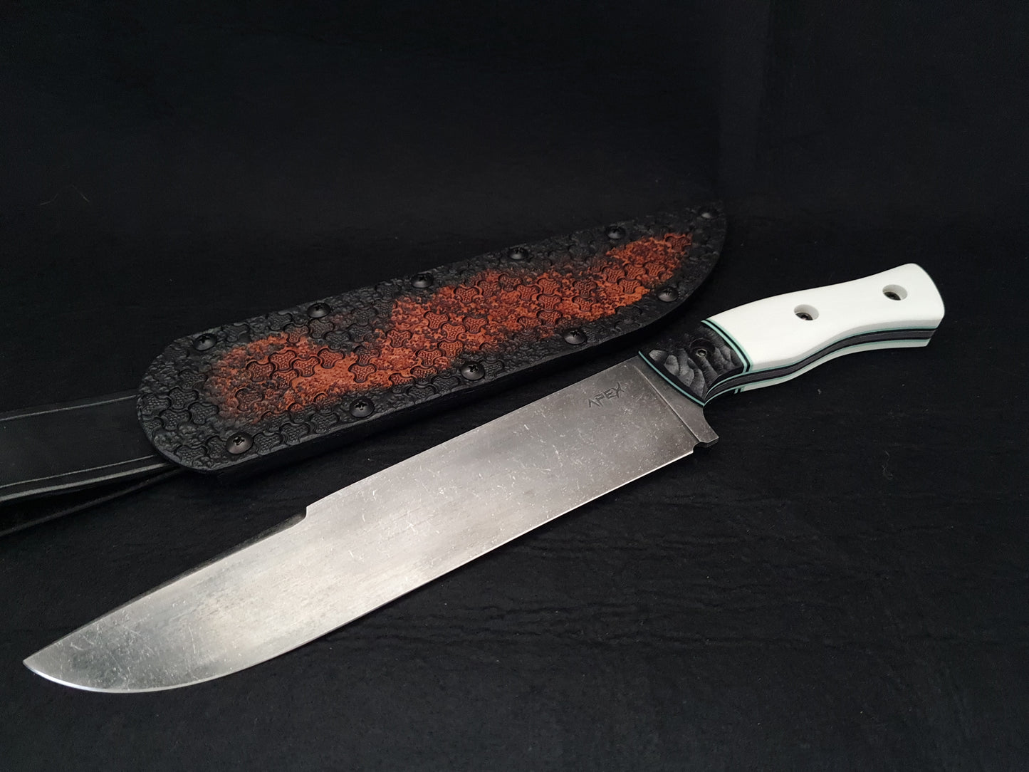 Fixed blade bowie knife