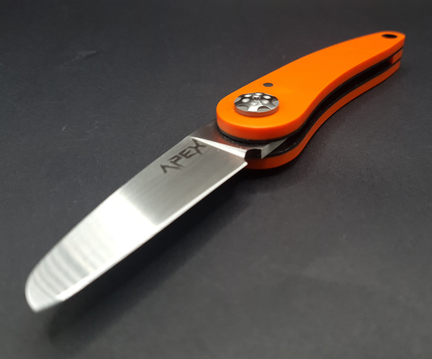 Orange UK friendly Lambsfoot friction folder