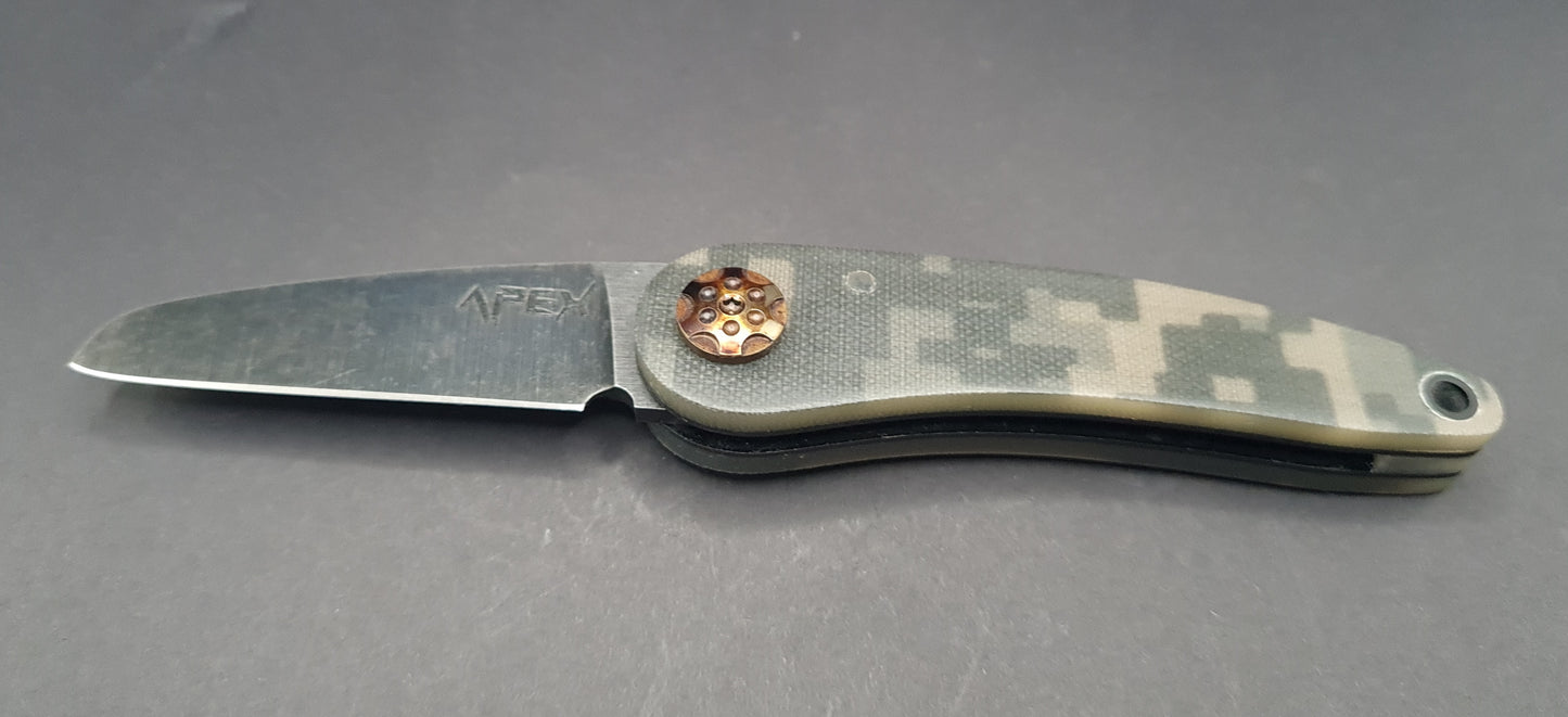 Digi Camo UK friendly Lambsfoot friction folding knife