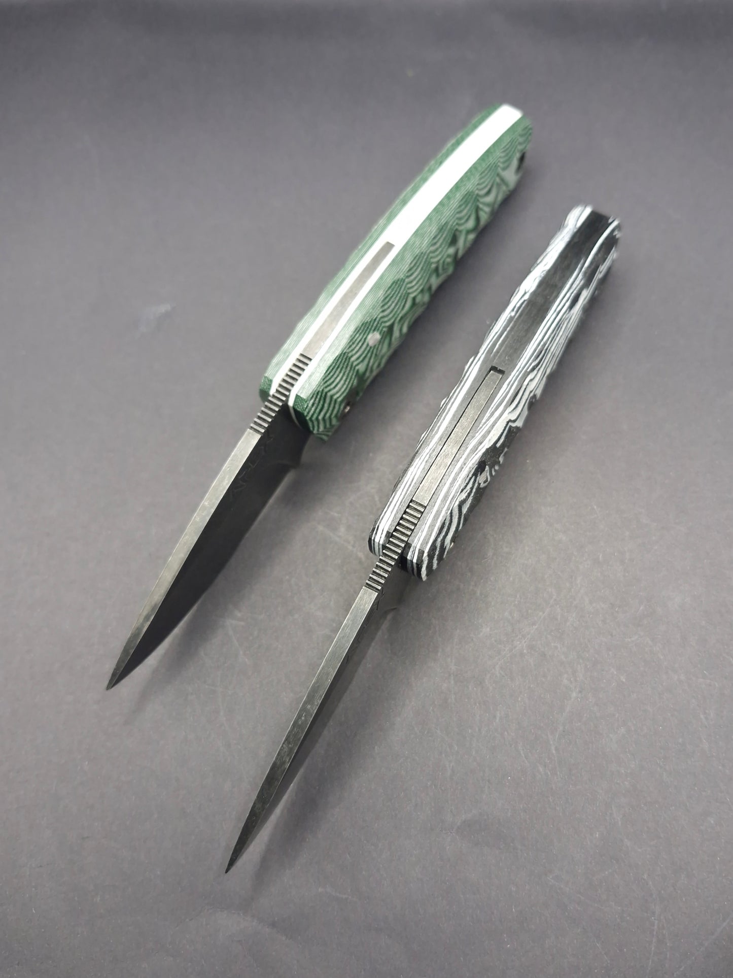 Uk Legal Friction folding knives