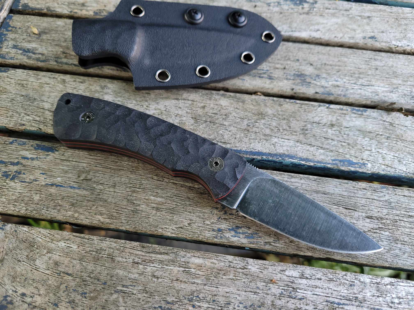 Custom order fixed blade