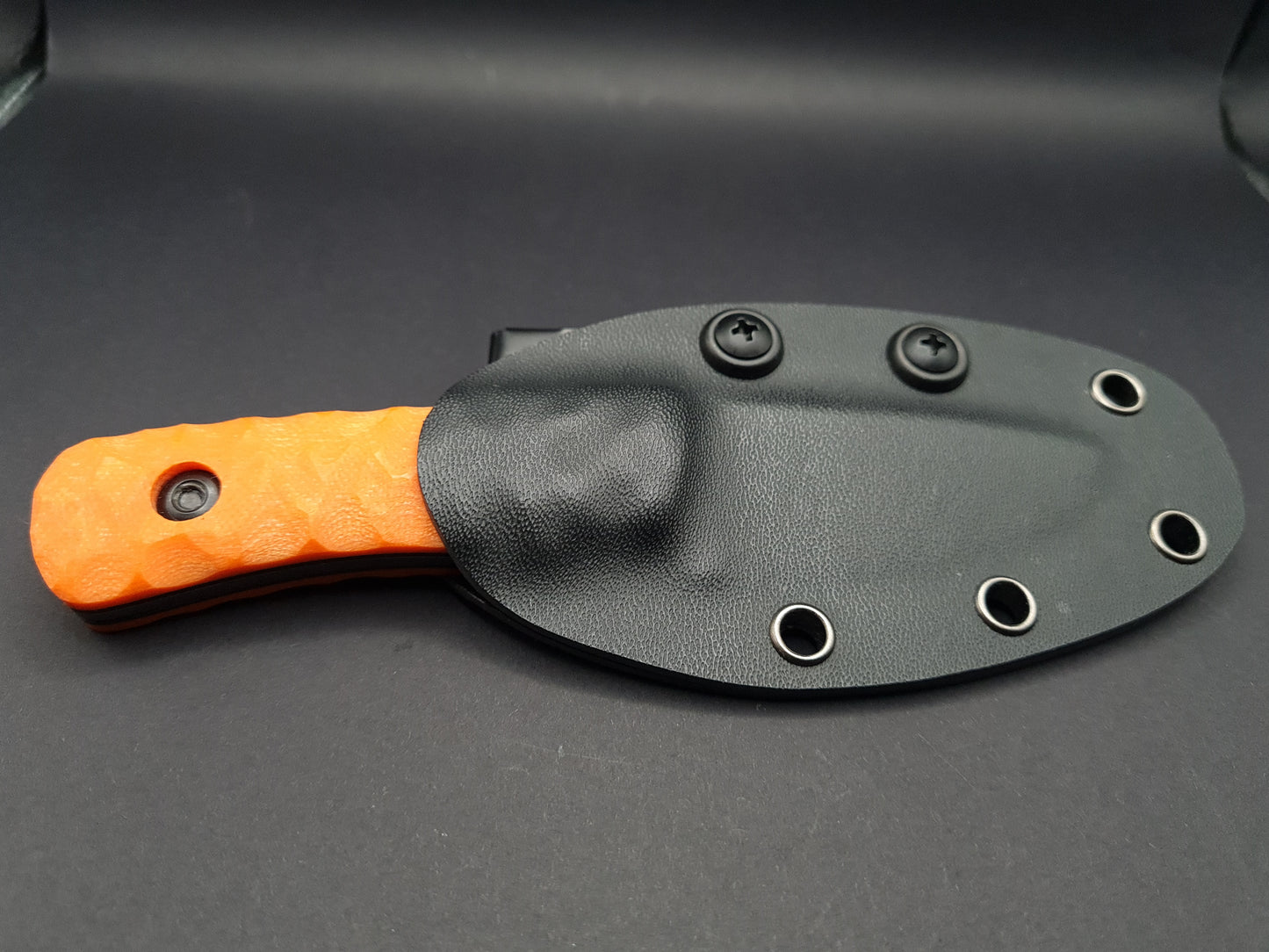 Fixed blade utility knife