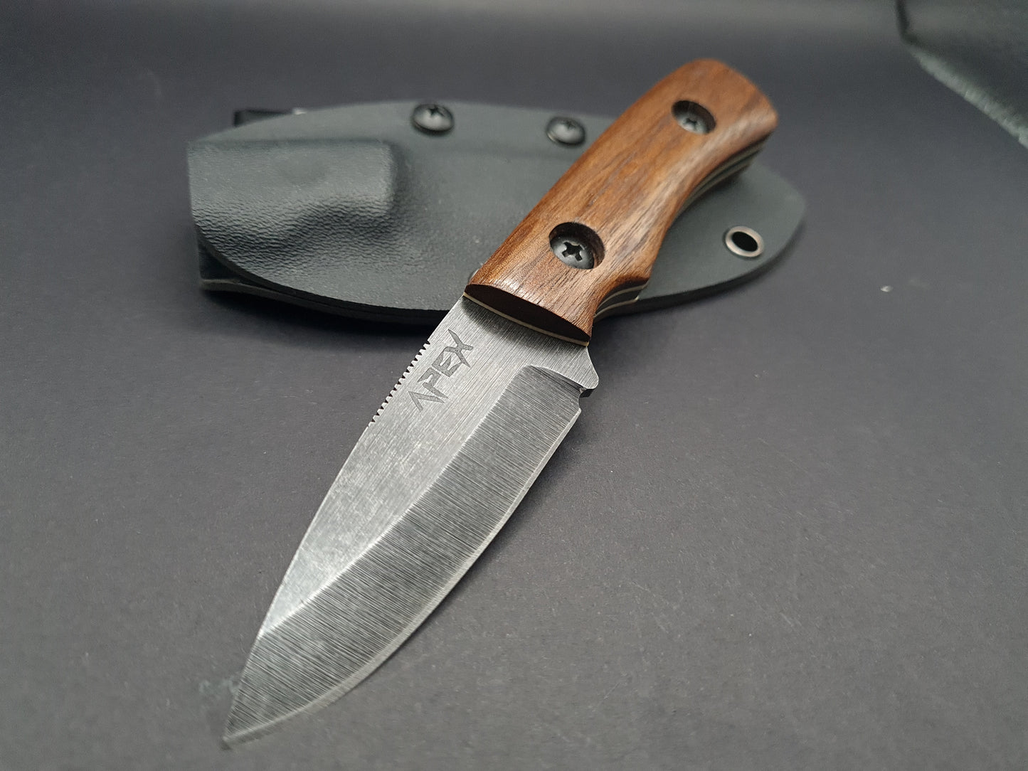 Fixed blade utility knife